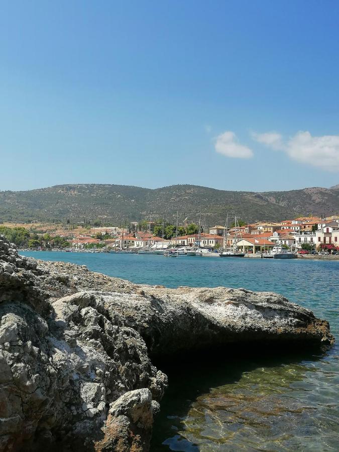 Kallisti The House At The Port *